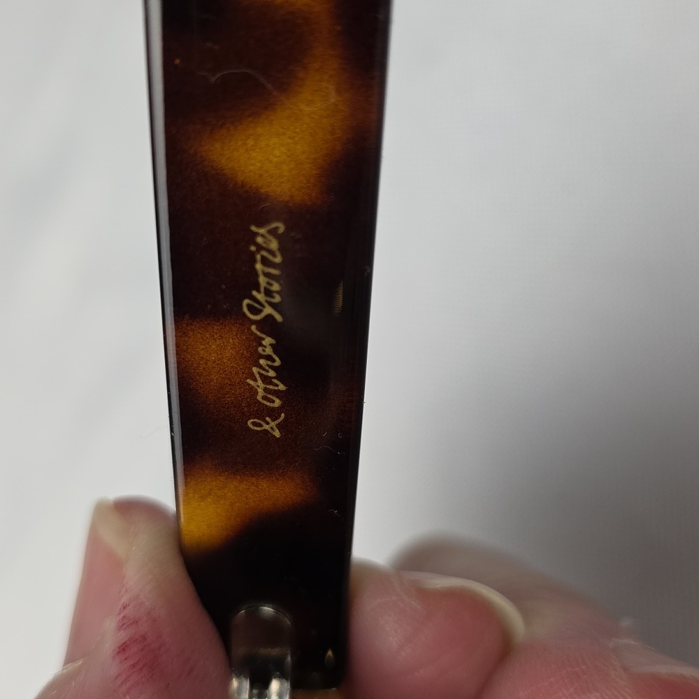 & Other Stories Womens Sunglasses Peachy/Tan Tortoise Brown Lens Black Pouch EUC - Picture 3 of 11